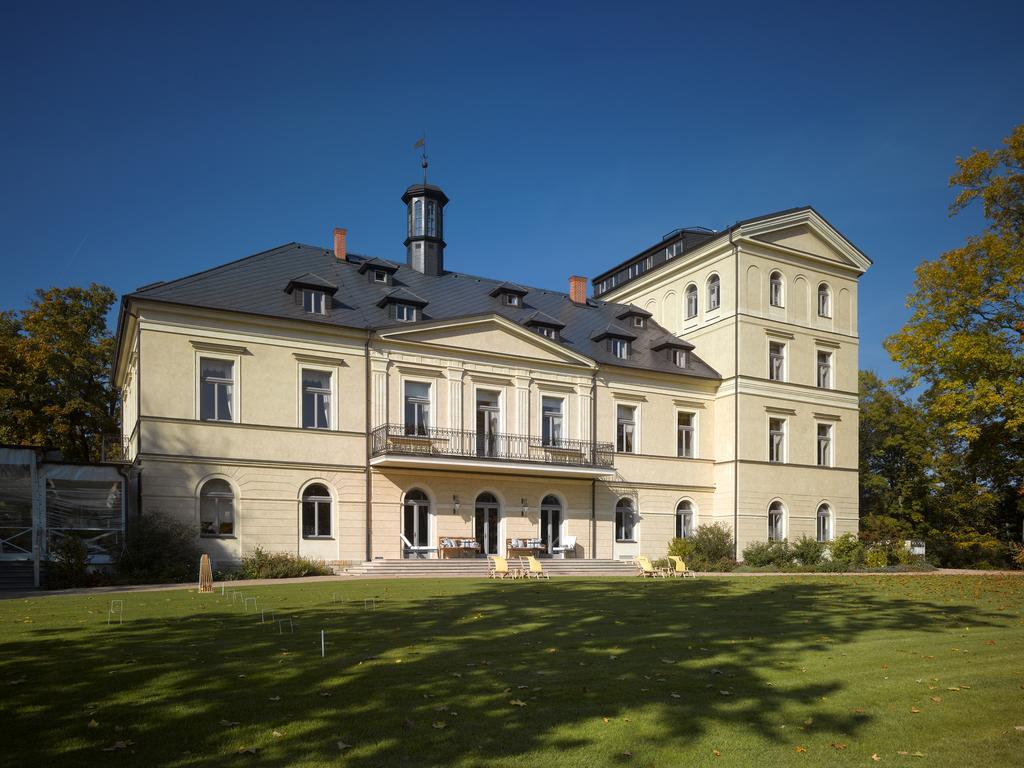Chateau Mcely Екстер'єр фото
