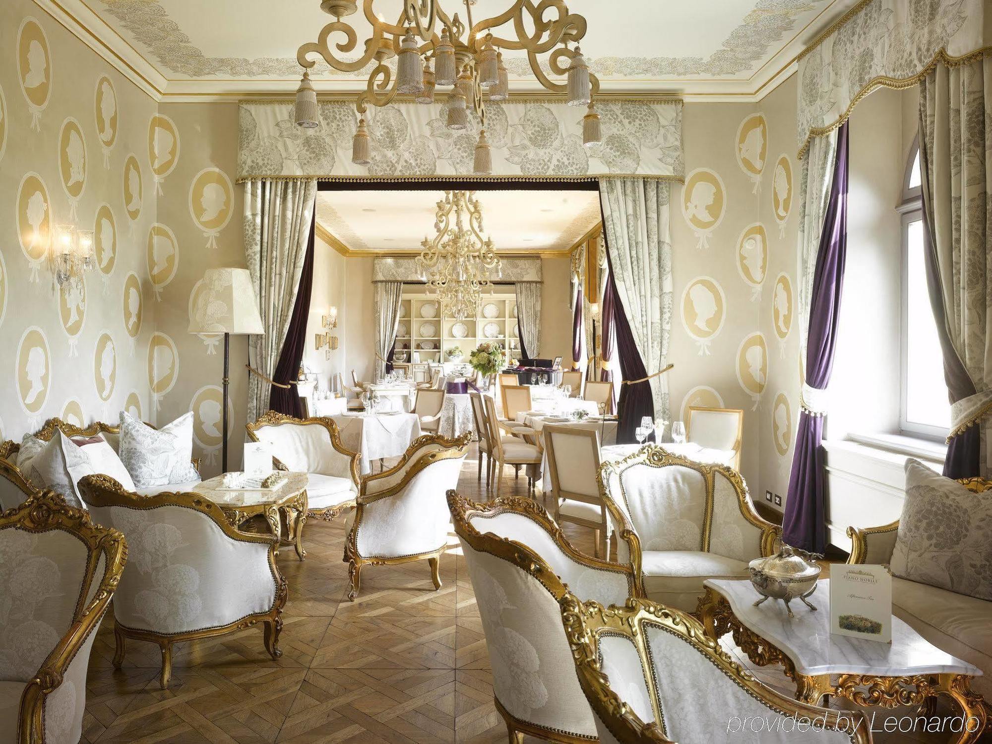 Chateau Mcely Ресторан фото